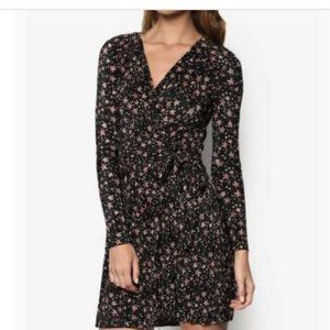 Topshop Black Star Print Long Sleeve Wrap Dress 4